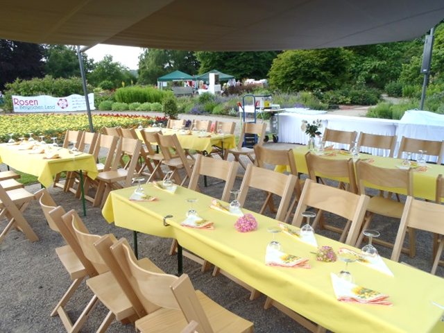 Feier unterm Sonnensegel Feier unterm Sonnensegel